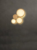 Postmoderne LED-Wandleuchte aus Messing mit magischem Spiegel für den Innenbereich