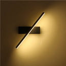 Moderne minimalistische LED-Wandleuchte mit drehbarem Design
