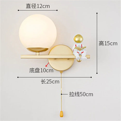 LED-Wandleuchte Astronaut aus goldenem Glas für Kinderzimmer - vue 8 sur 8