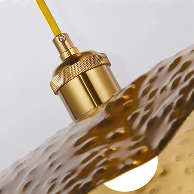 Suspension créative en feuille de Lotus dorée - vue 6 sur 9