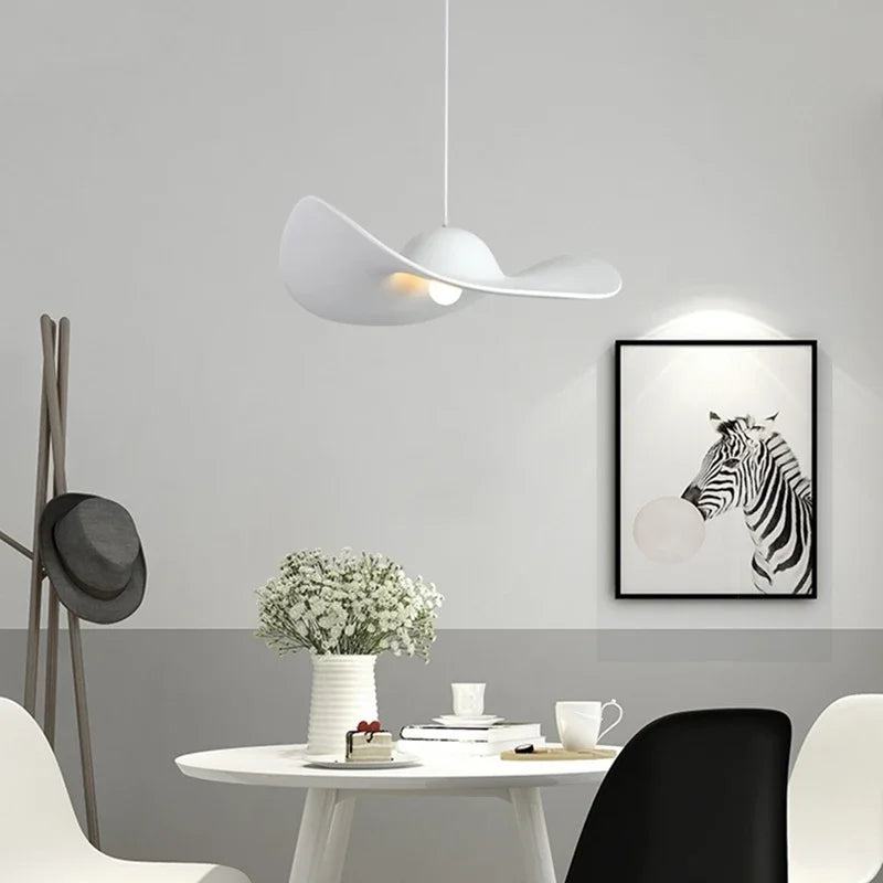 Italian Style LED Pendant Lamp For Kitchen Living Room Attic Bedroom Homestay Resin Straw Hat E27 Chandelier Home Improvement - vue 4 sur 10