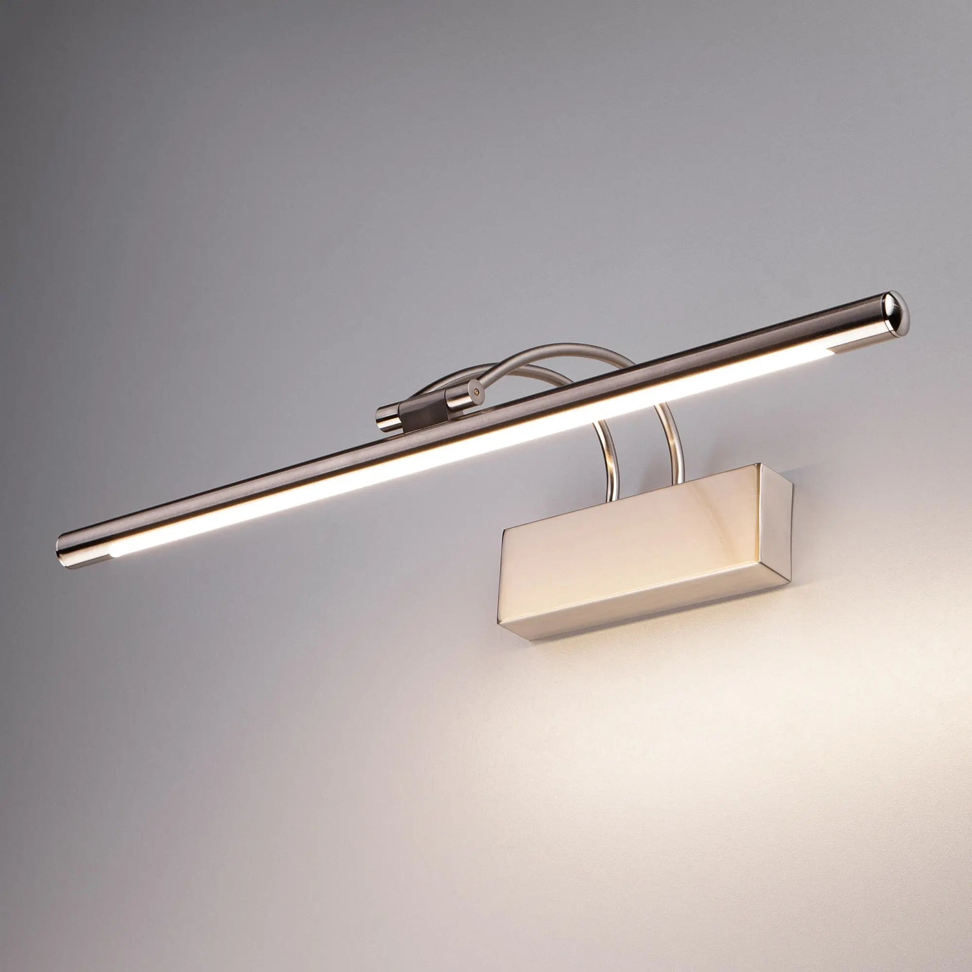 Applique murale LED chromée pour miroir