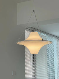 Acryl-Pendelleuchte im minimalistischen UFO-Design für verschiedene Räume