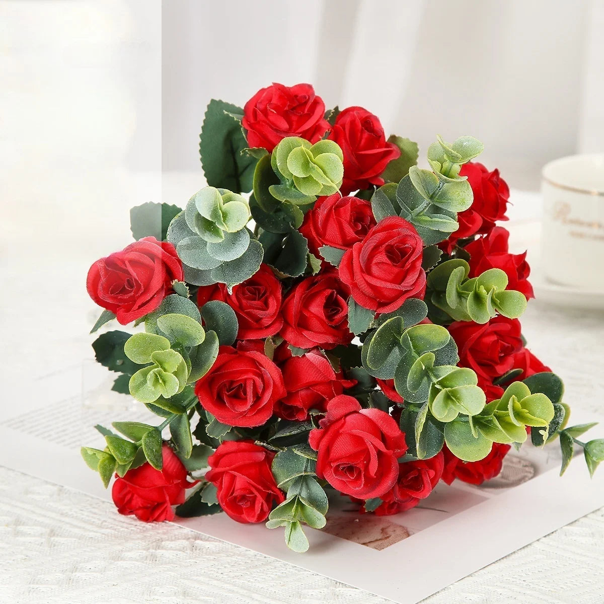 lot de 10 roses artificielles bouquet avec eucalyptus et pivoines décoratif - vue 6 sur 10
