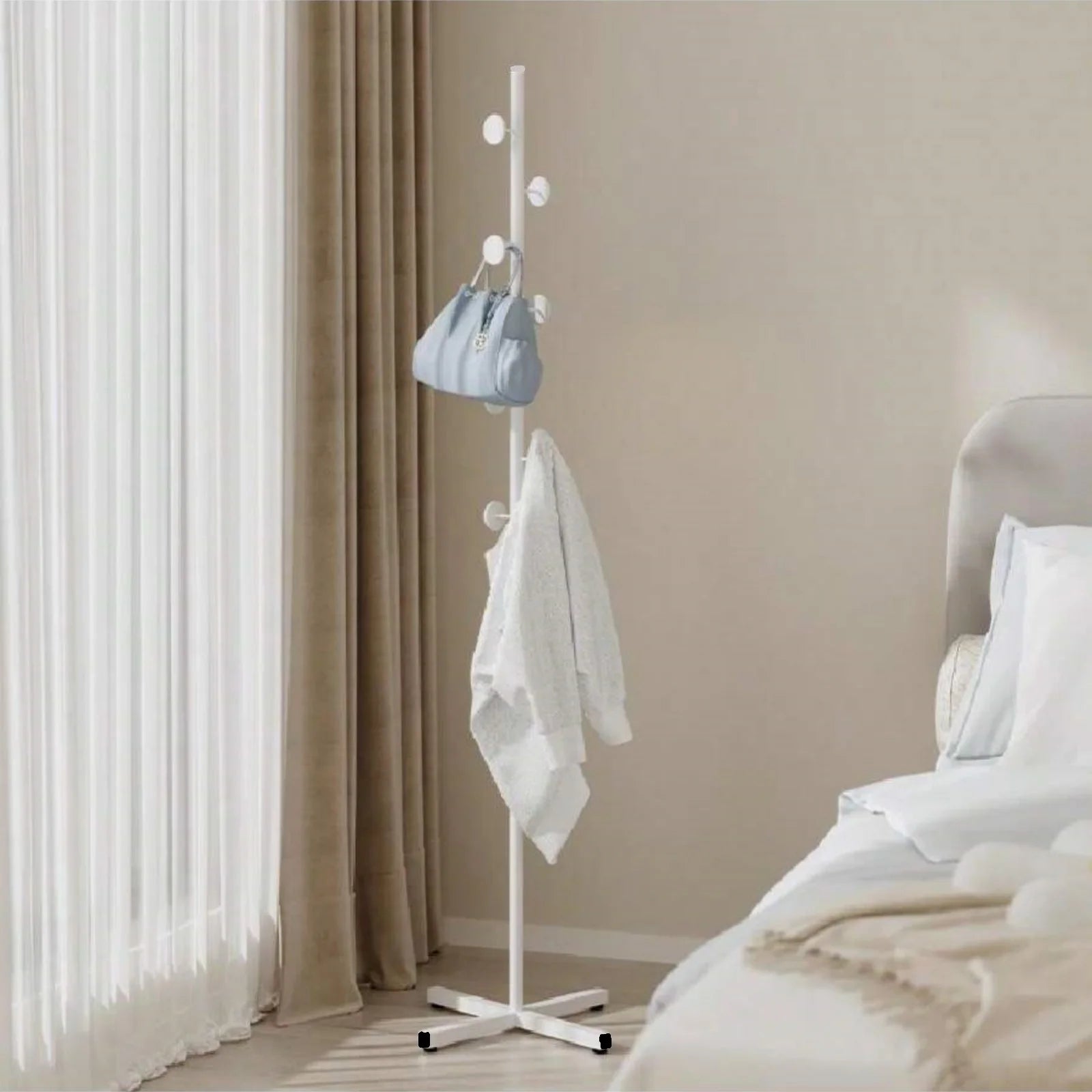 cintre moderne sur pied design pour vêtements intérieur élégant - vue 5 sur 6
