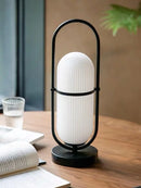 Moderne tragbare Glaslampe im nordischen Design – Minimalistische Dekoration