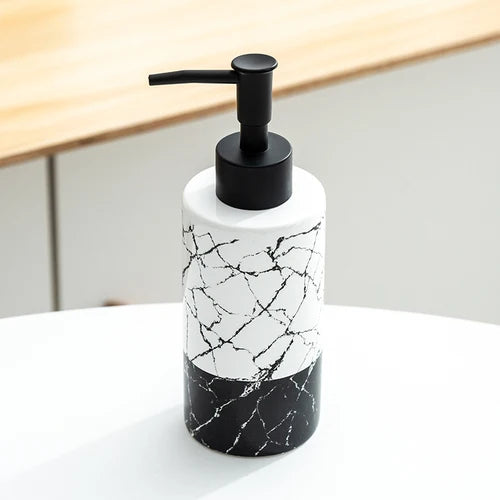 distributeur de savon en céramique avec pompe dorée pour salle de bain - vue 14 sur 17