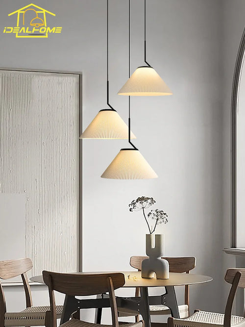 suspension led plissée design ambiance pour décoration intérieure