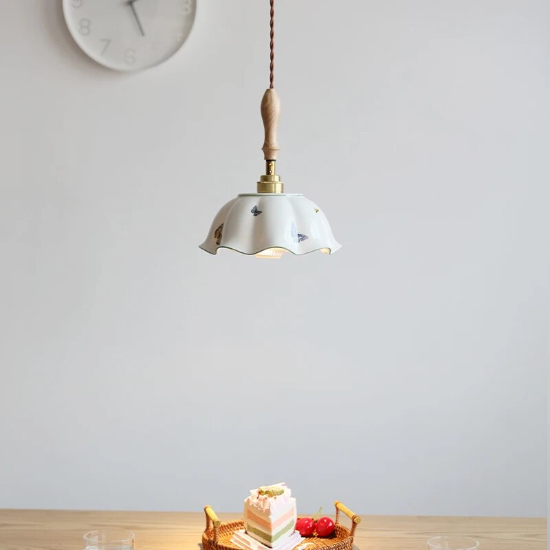 Design-Pendelleuchte LED Schmetterling Keramik und Holz - vue 4 sur 30