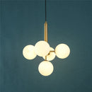 Moderner minimalistischer Kronleuchter mit mehreren Köpfen in Traubenform im italienischen Stil