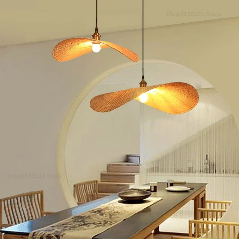 Moderne handgefertigte LED-Pendelleuchten aus Bambus - vue 4 sur 6