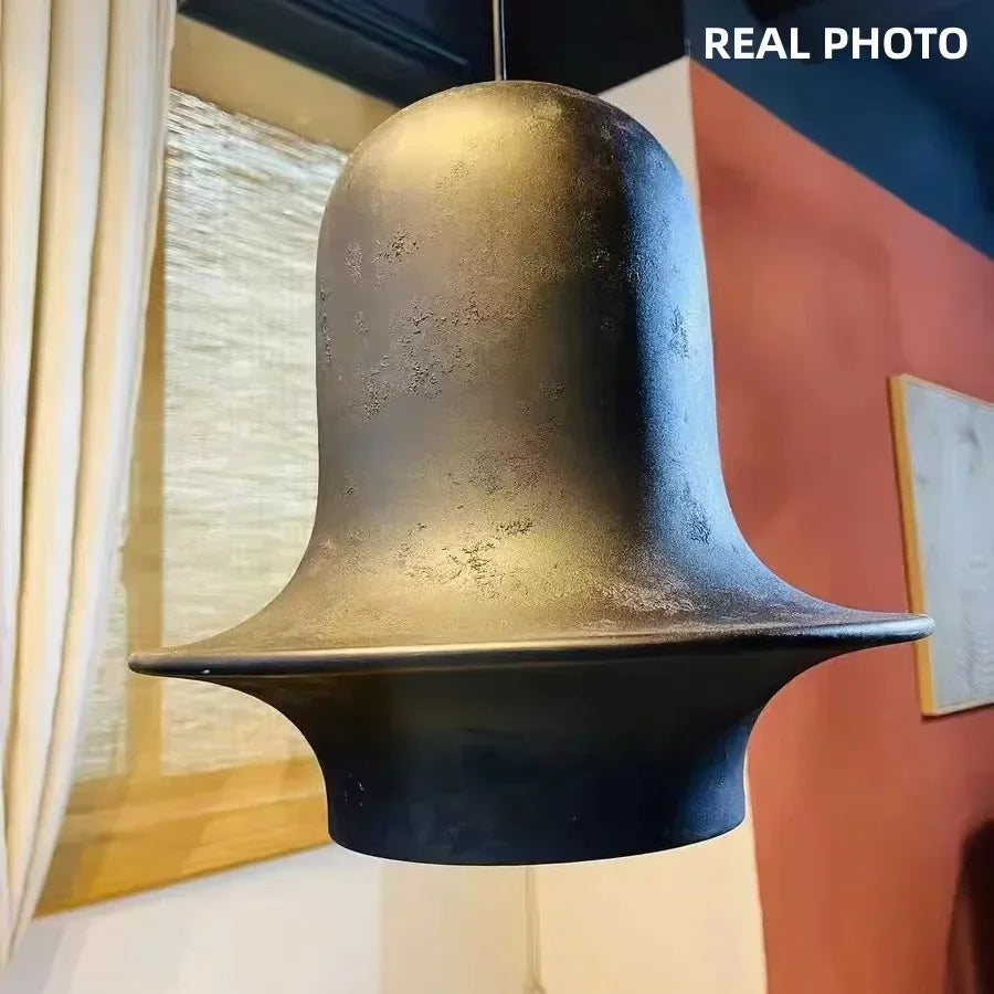 Pendelleuchte aus Harz im nordischen Loft-Wabi-Sabi-Stil - vue 6 sur 8