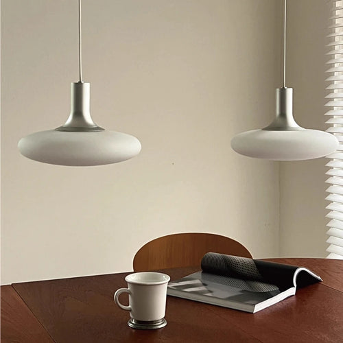 Kreativer minimalistischer Glaskronleuchter für moderne und originelle Dekoration - vue 3 sur 12