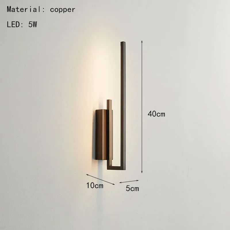 Minimalistische Wandleuchte aus Messing, dimmbar