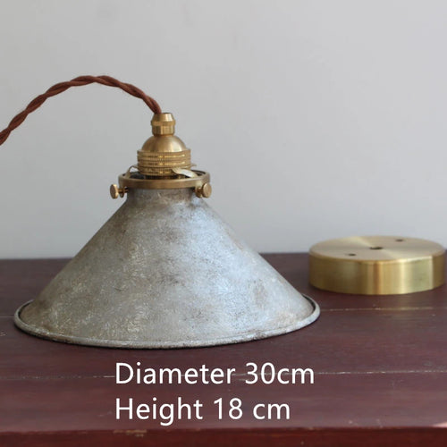 Industrielle Vintage-Pendelleuchte aus Eisen für die Innendekoration - vue 9 sur 21