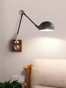 Moderne Wandleuchte mit langem Arm – dekorative Innenleuchte