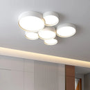 Moderner LED-Deckenleuchte für ein elegantes und helles Interieur