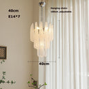 Pendelleuchte aus farbigem Glas mit dekorativem Blatt für ein stilvolles Interieur