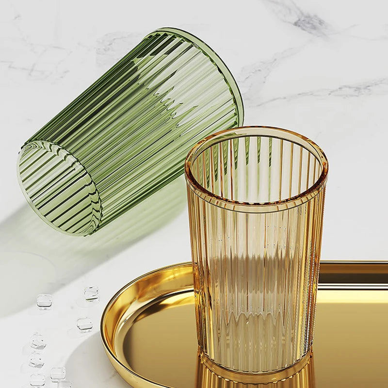 gobelet en acrylique pour brosse à dents accessoire de salle de bain élégant - vue 6 sur 10