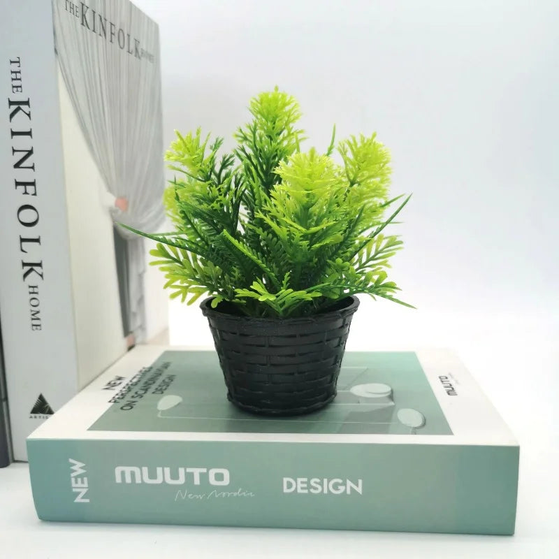 mini plante artificielle en pot pour décoration et événements festifs - vue 9 sur 11