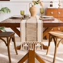 Chemin de table vert rayures bohème pompons tissé main