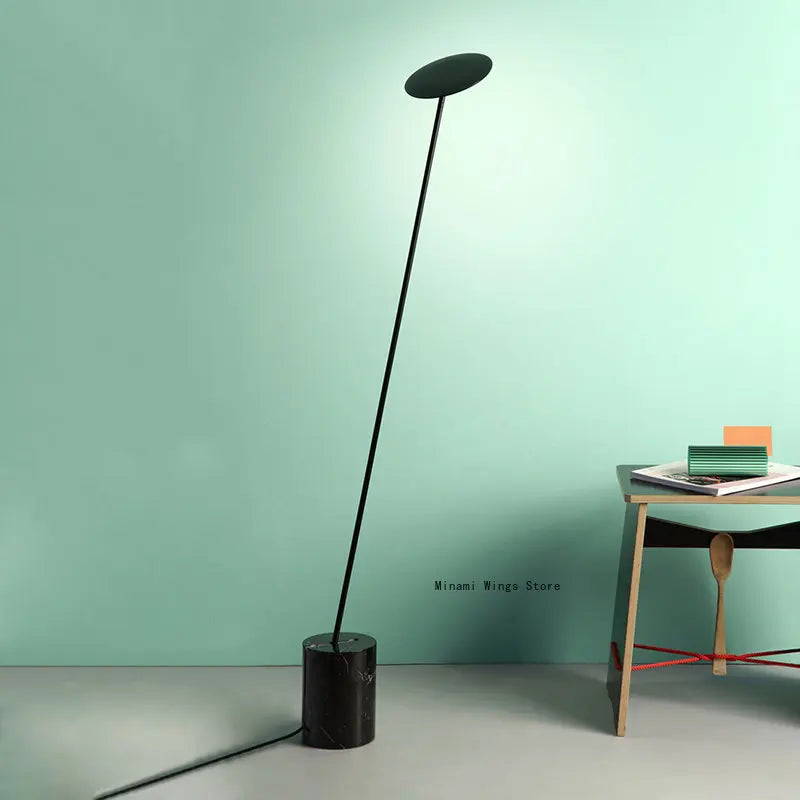 Lampadaire moderne fer marbre nordique - vue 3 sur 8