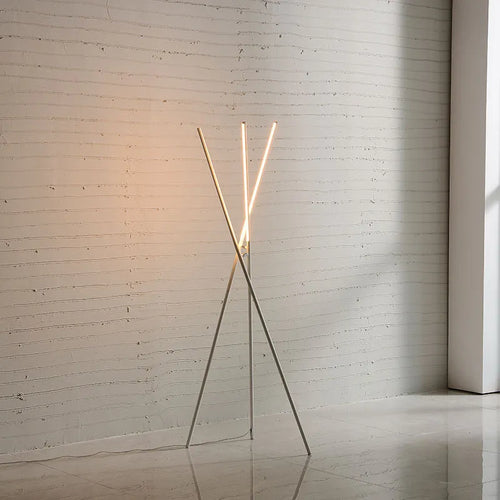 Minimalistische und kreative LED-Stehleuchte aus Aluminium - vue 3 sur 8