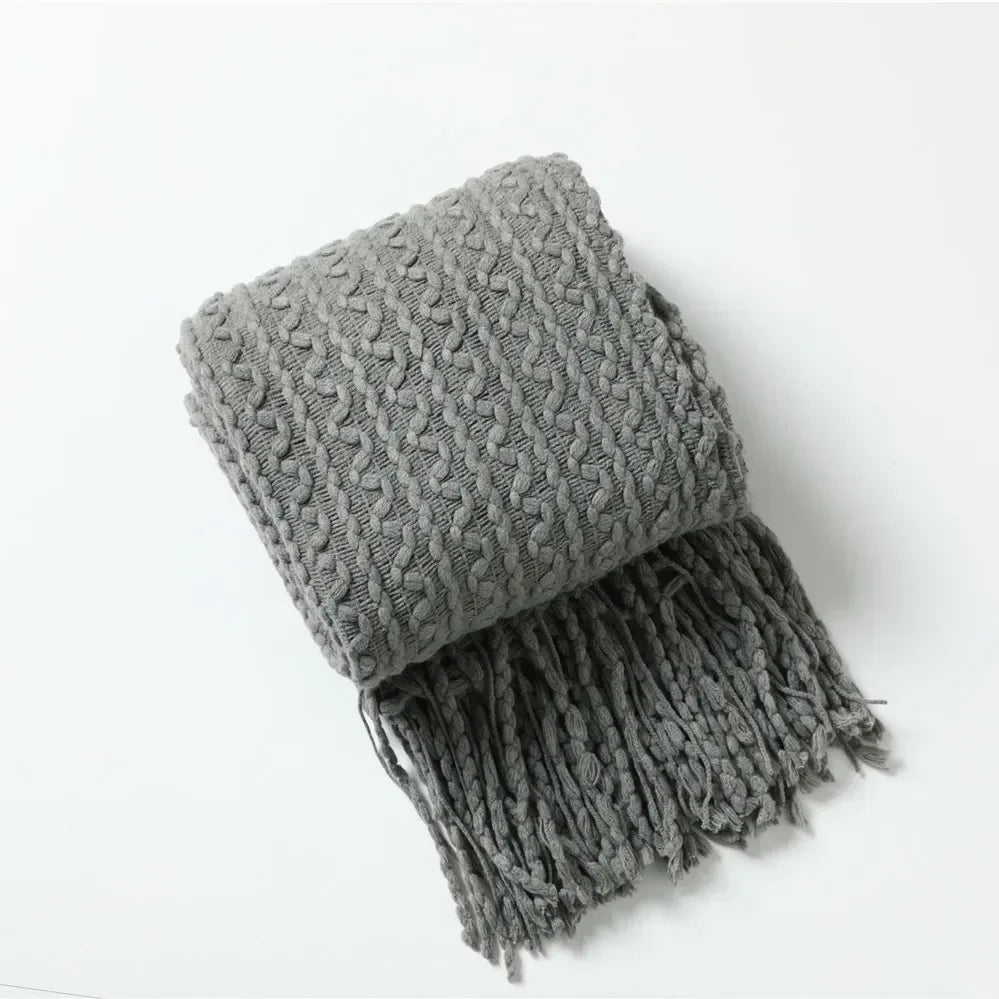 Plaid nordique carreaux style boheme doux pompons - vue 5 sur 7