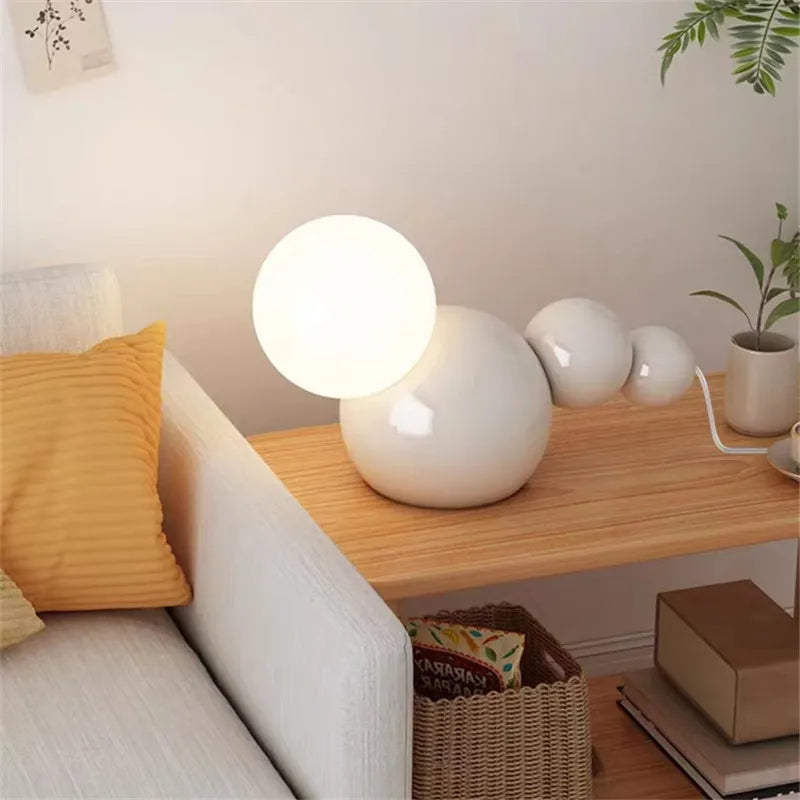 lampe à poser nordique en verre ronde pour nuit mignonne - vue 5 sur 8