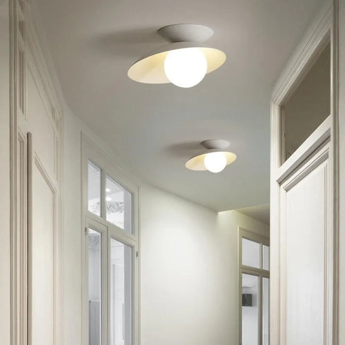 Minimalistische Design-Wandleuchte für ein elegantes und modernes Interieur - vue 3 sur 7