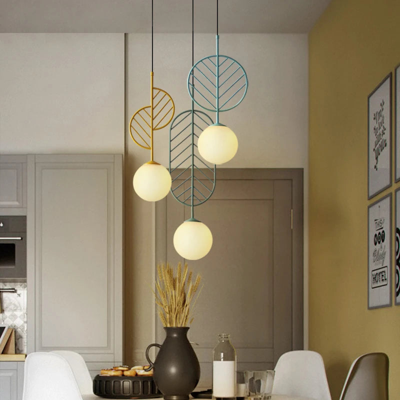 suspension modernes en fer macaron led boule de verre - vue 3 sur 18