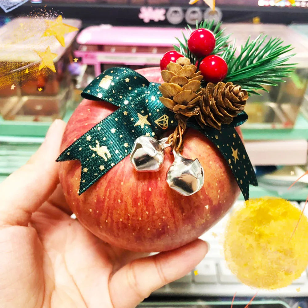 accessoires de couronne de noël fausses baies et pommes de pin - vue 9 sur 8