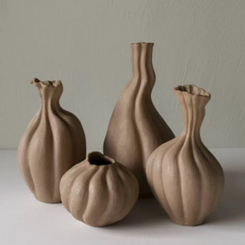 vase en céramique fait main pour décoration florale artisanale