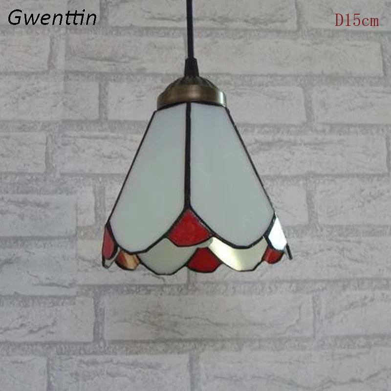 Tiffany-Pendelleuchte im mediterranen Stil für elegante Innendekoration