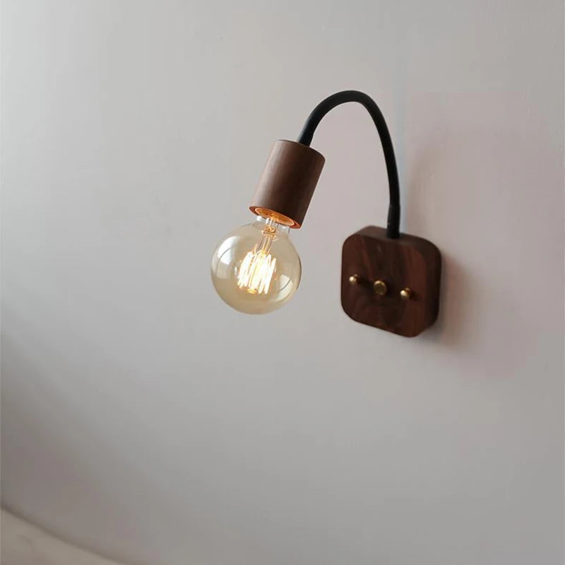 Petites appliques murales en bois - vue 3 sur 8