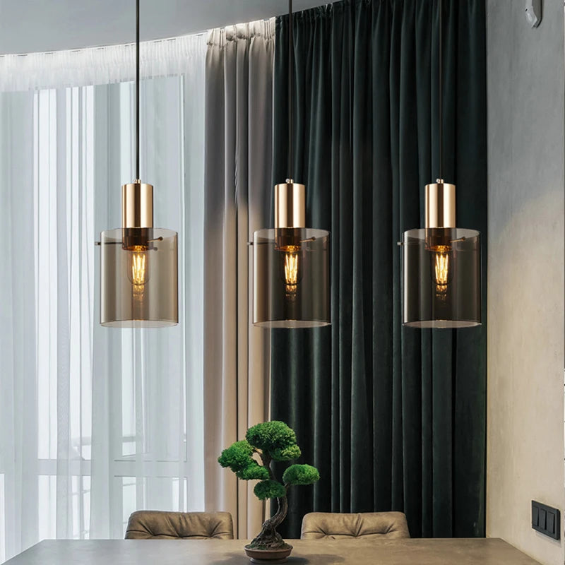 Moderne Glas-Pendelleuchte für elegante Innenbeleuchtung - vue 3 sur 11