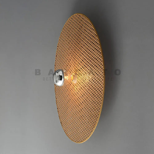 Applique murale en rotin faite à la main