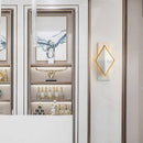 Moderne Wandleuchte aus Marmor im Rauten-Design mit LED, stilvoller Promi-Look