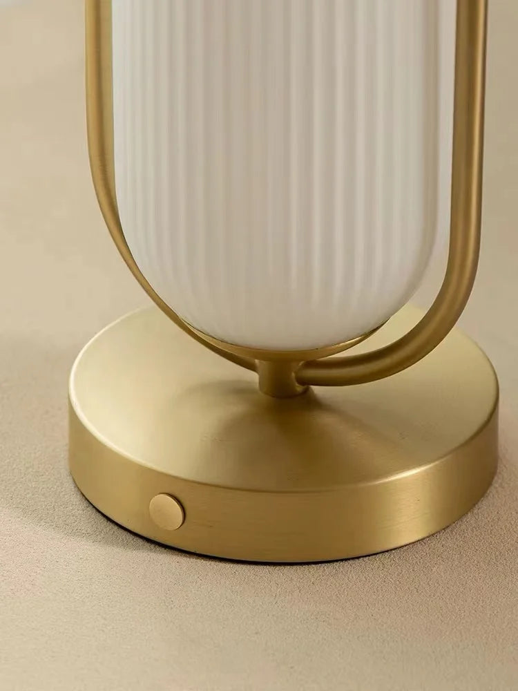 Moderne tragbare Glaslampe im nordischen Design – Minimalistische Dekoration - vue 5 sur 10
