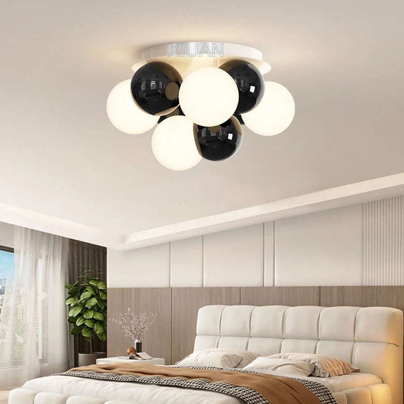 lustre nordique bulle ronde led pour chambre d'enfant