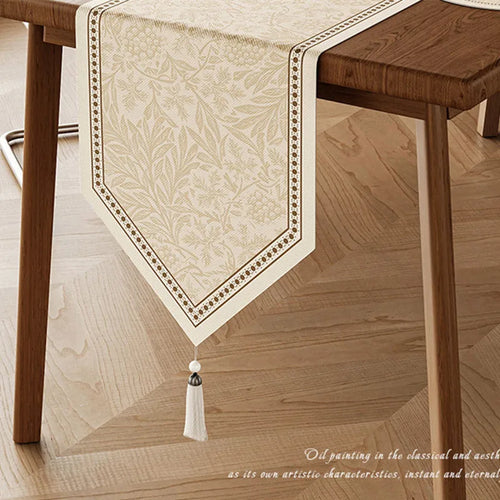 Chemin de table beige vintage fleurs style champêtre - vue 4 sur 4