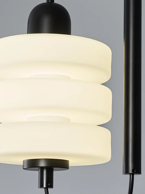 Kronleuchter aus schwarzem und weißem Glas modernes elegantes Design - vue 6 sur 7