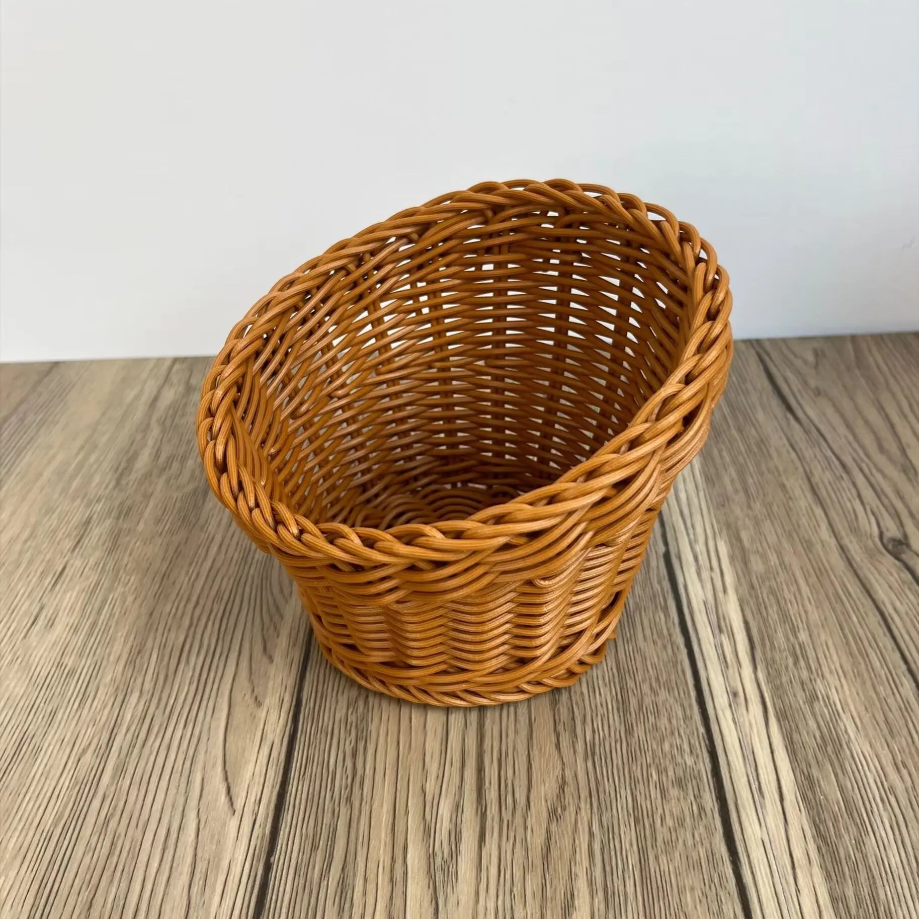 panier en rotin tissé pour fruits et rangement décoratif - vue 5 sur 9