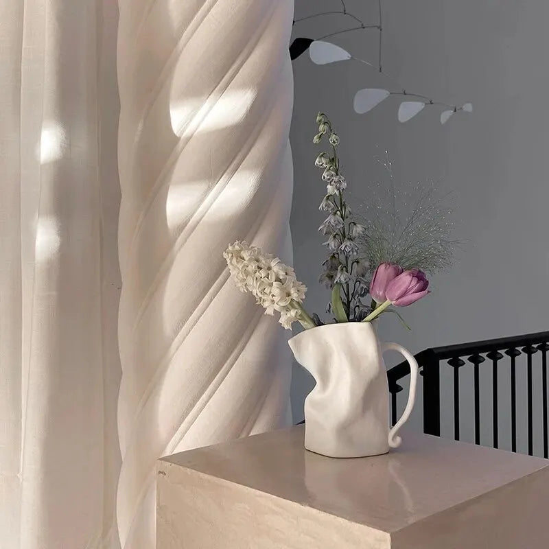 vase en céramique nordique pour décoration florale artisanale - vue 4 sur 8