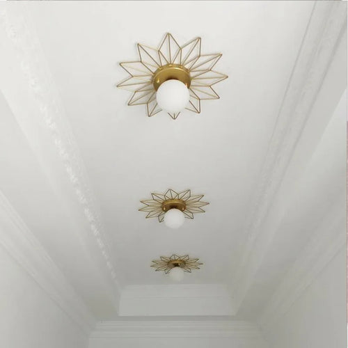 plafonnier doré de luxe style nordique feuille de lotus monté en surface