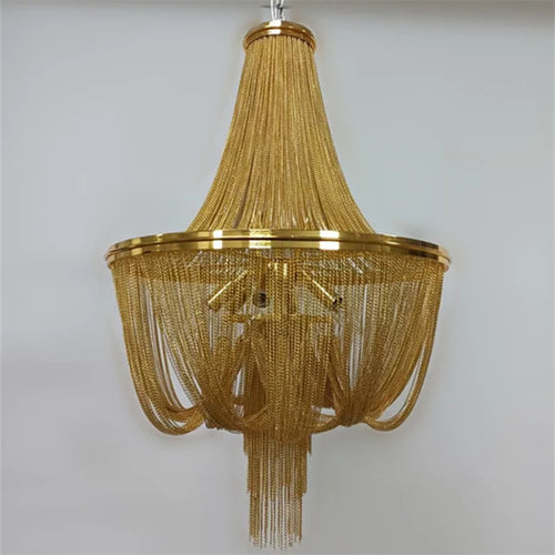 lustre moderne à pampilles en aluminium doré avec chaîne décorative
