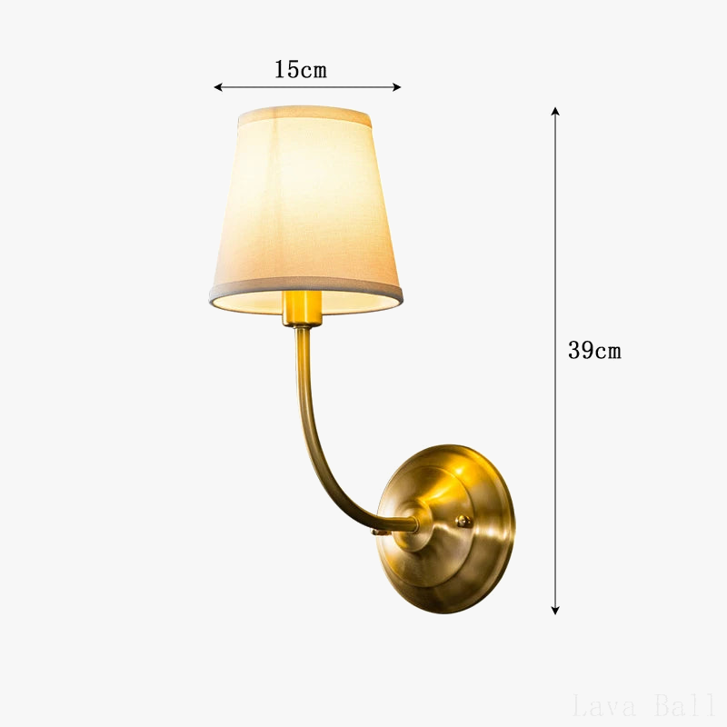 applique-murale-classique-en-cuivre-avec-abat-jour-en-tissu-6.png