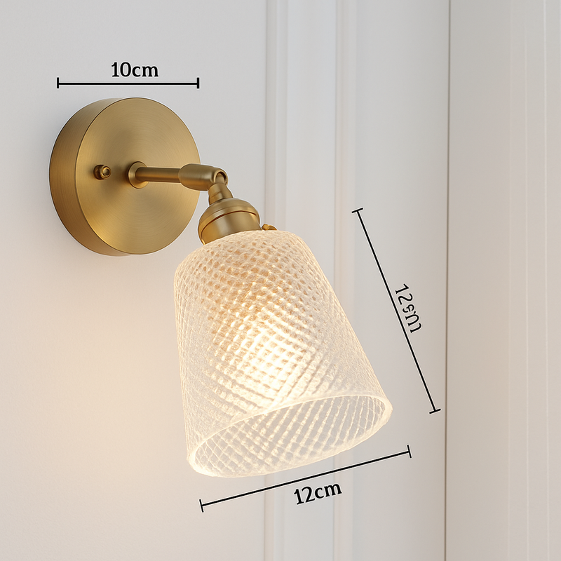 Applique murale dorée à LED et abat-jour en verre