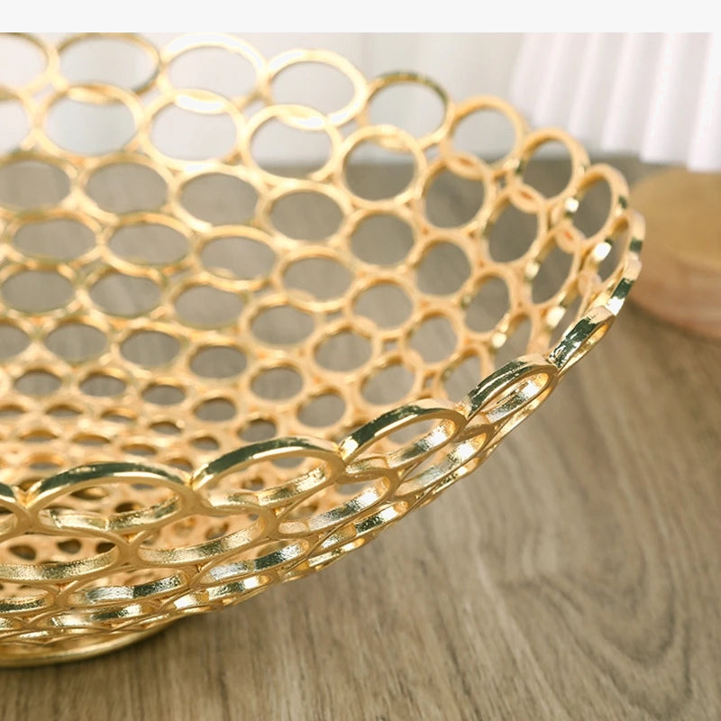 assiette-fruits-en-m-tal-design-g-om-trique-pour-d-coration-moderne-2.png