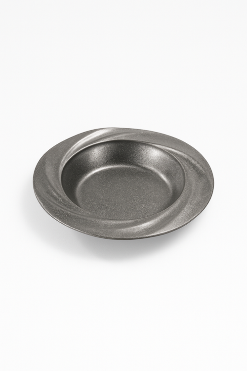 assiette inox style retro restaurant plat salade dessert